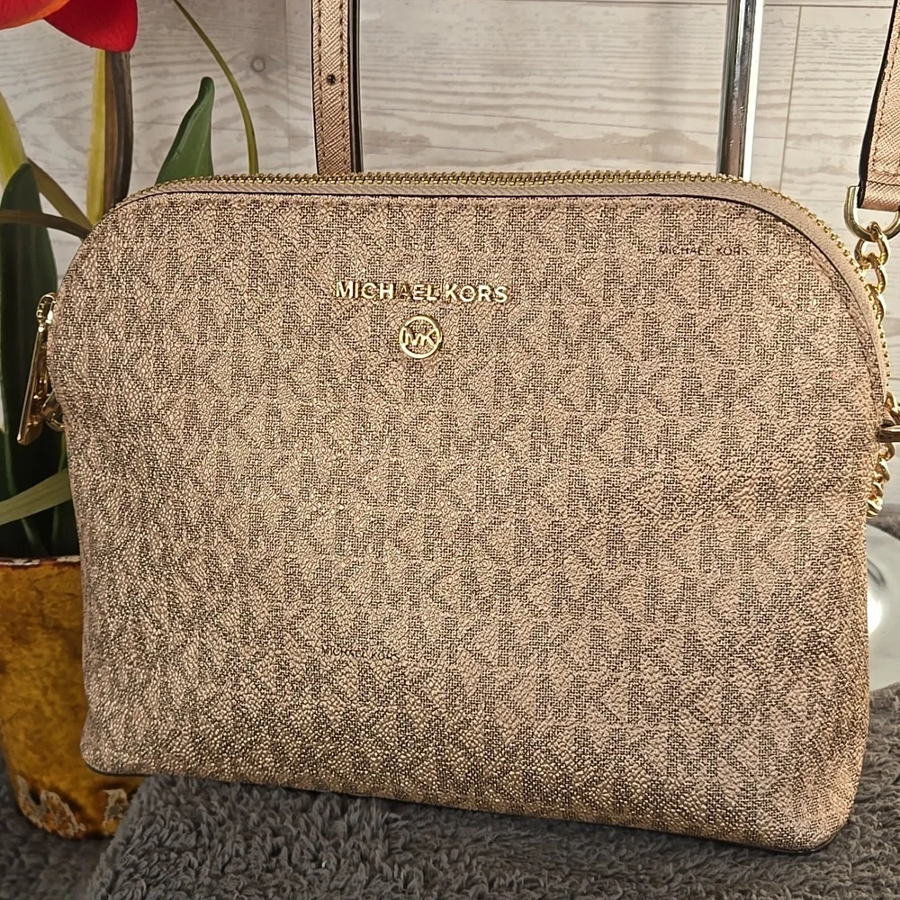 Michael Kors Cindy Dome Large Logo Pink Crossbody with Gold Hardware